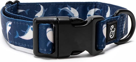 Lucy & Co. Shark Attack Dog Collar - Durable Lightweight Designer Collar for Pets - Adjustable Metal Safety Buckle - Navy White Shark - Small