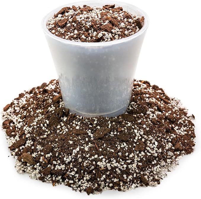 Gardenera Indoor Herb Planters Soil - Specially Blended Mixture for Growing Kitchen Herbs, 2 Quart Bag